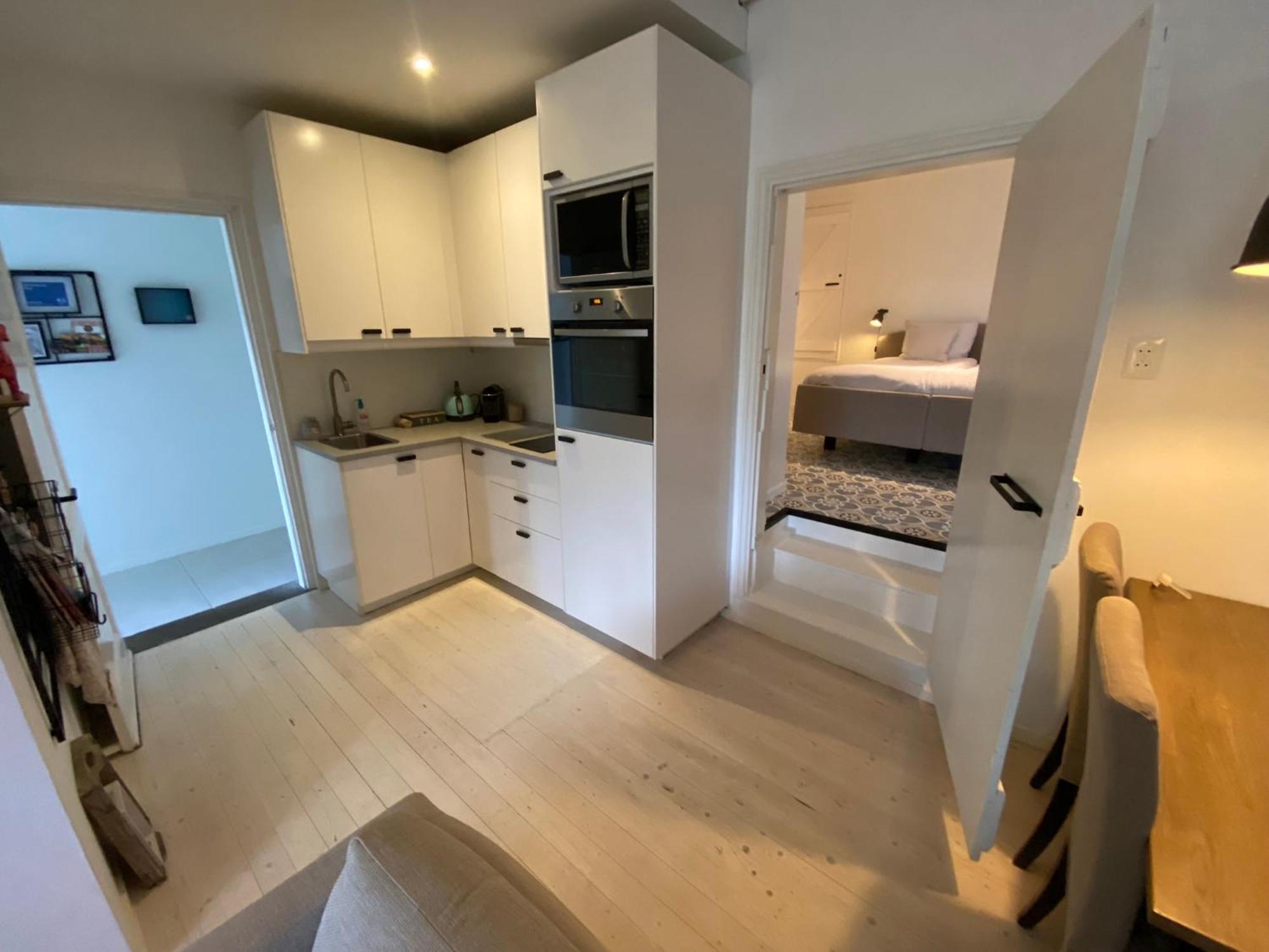B&B Appartement Rebel And Moon In Het Centrum Van Alblasserdam エクステリア 写真