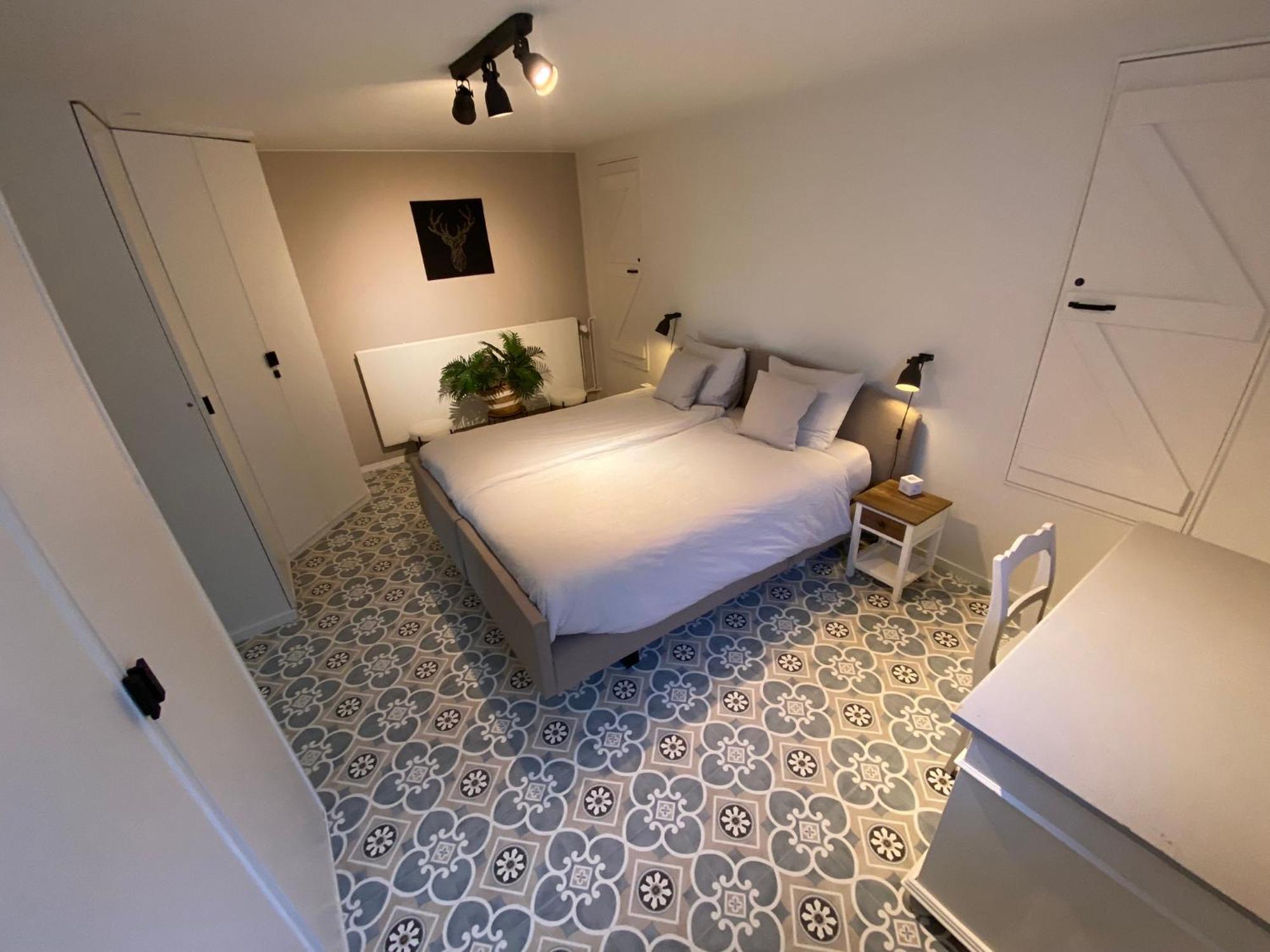 B&B Appartement Rebel And Moon In Het Centrum Van Alblasserdam エクステリア 写真